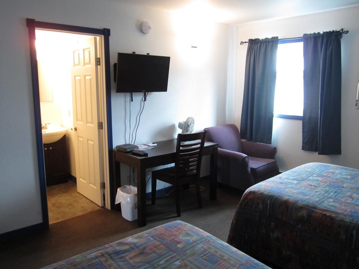 Nisutlin Trading Post Motel Teslin Camera foto